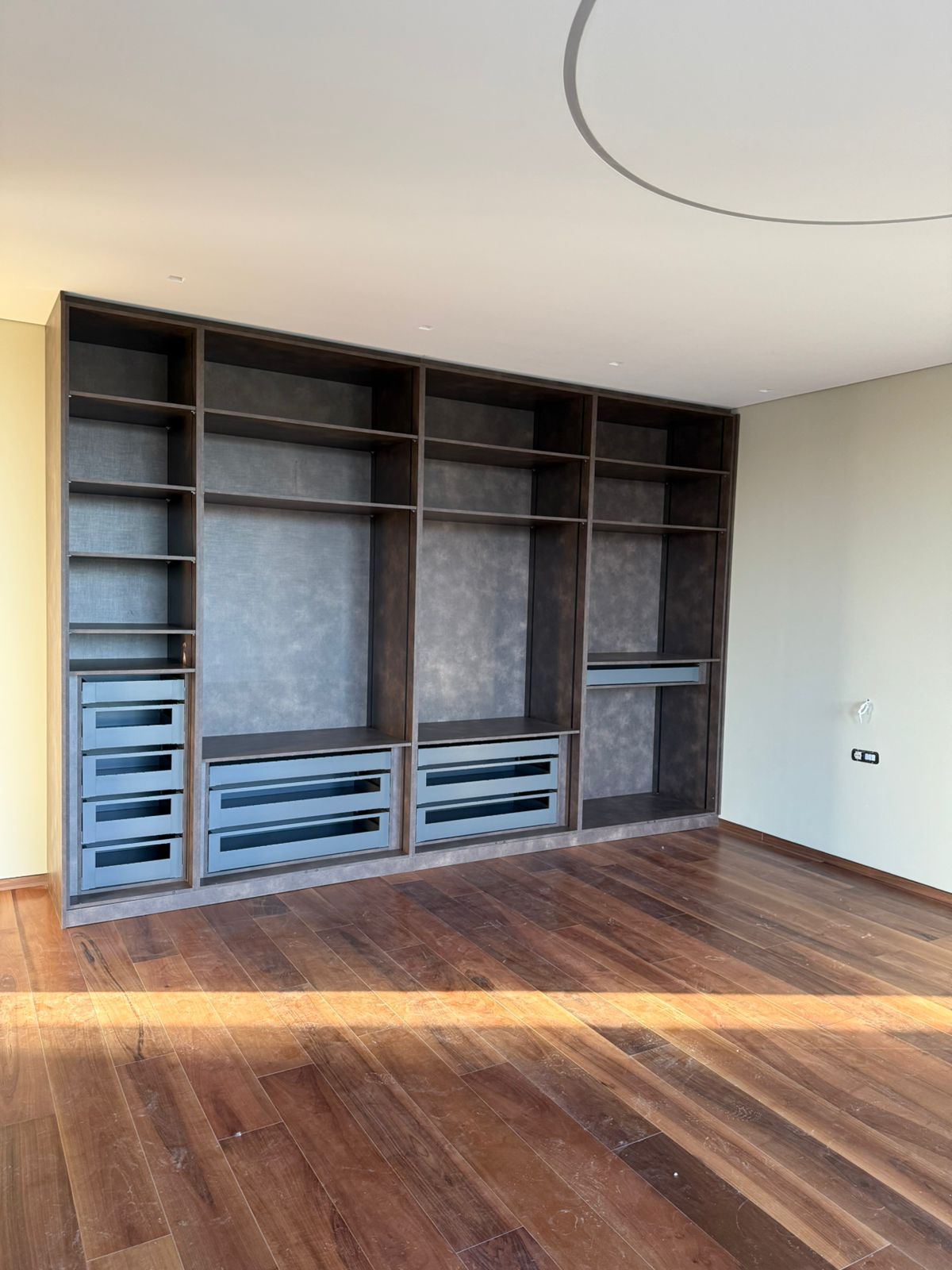 2025 06 01 at 18.09.55 (2)